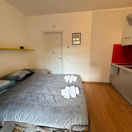 Appartement Luoghi Comuni Porta Palazzo à Turin Extérieur photo