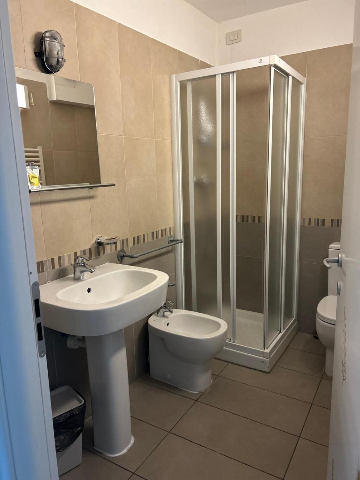 Appartement Luoghi Comuni Porta Palazzo à Turin Extérieur photo