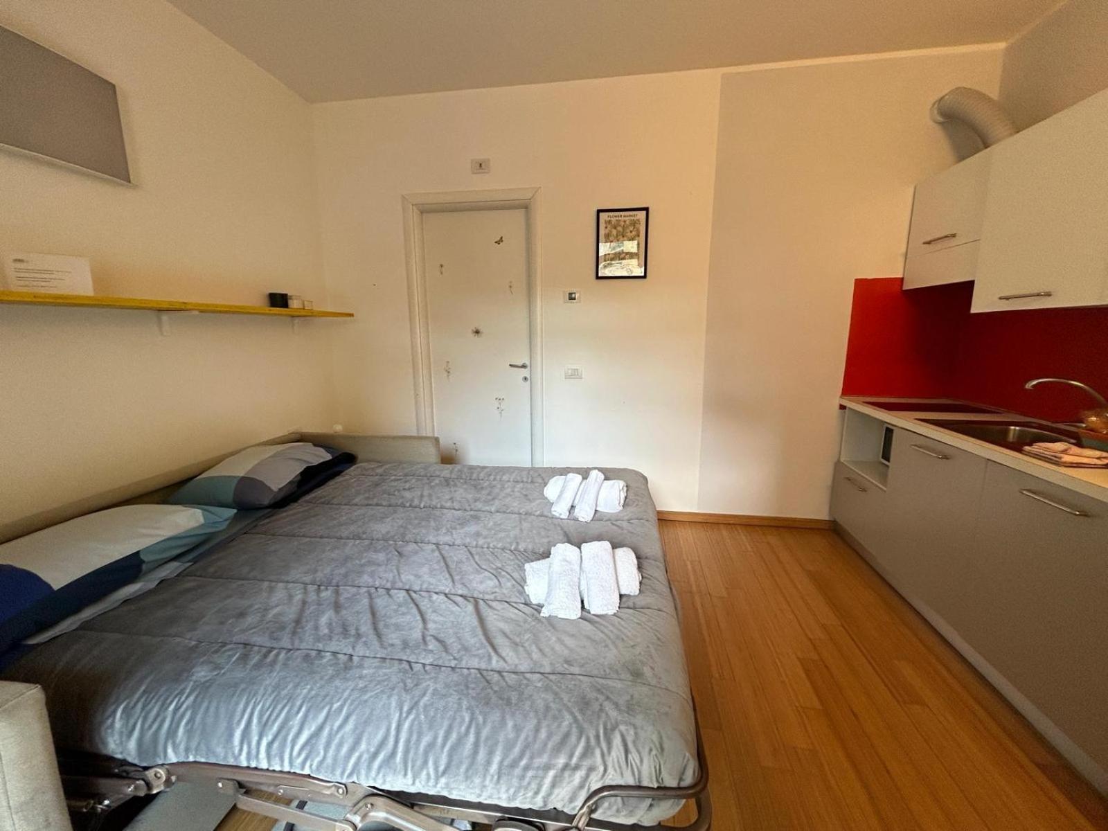Appartement Luoghi Comuni Porta Palazzo à Turin Extérieur photo