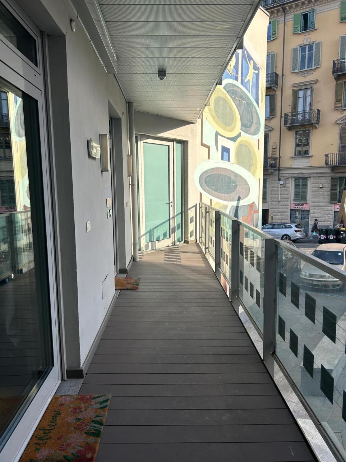 Appartement Luoghi Comuni Porta Palazzo à Turin Extérieur photo