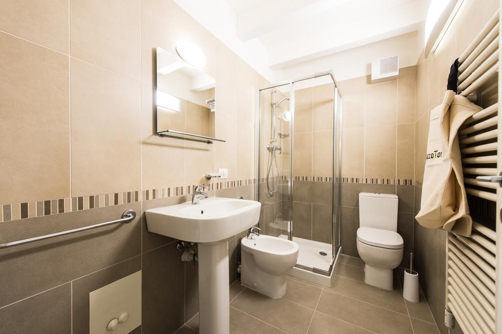 Appartement Luoghi Comuni Porta Palazzo à Turin Extérieur photo