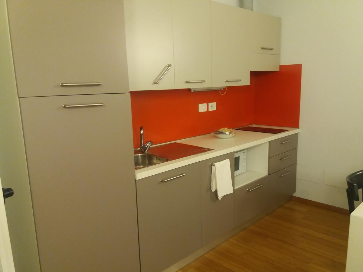 Appartement Luoghi Comuni Porta Palazzo à Turin Extérieur photo