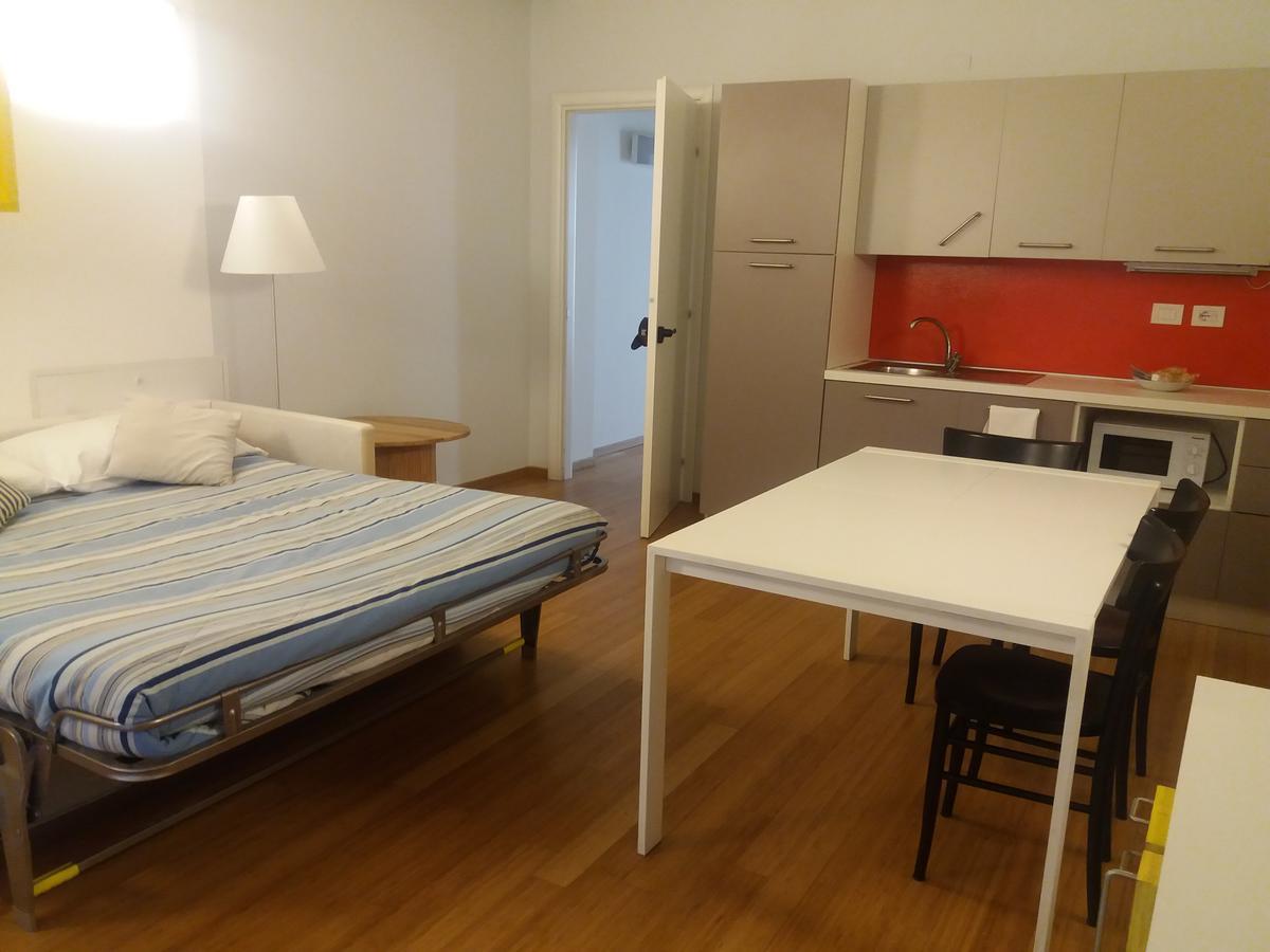 Appartement Luoghi Comuni Porta Palazzo à Turin Extérieur photo